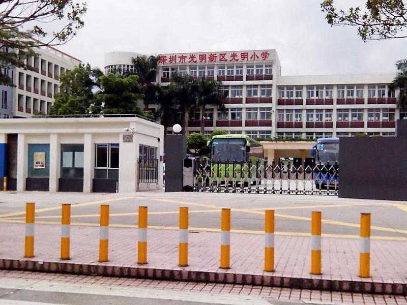 深圳市光明新区光明小学硬件设施 学校占地面积30822平方米,现在建筑