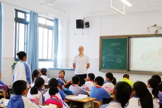 深圳石岩湖学校怎么样 石岩湖学校介绍