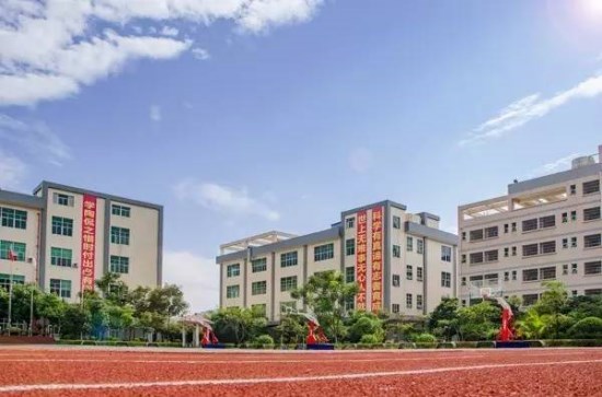 2019深圳市德邦高级中学中考录取分数线是多少