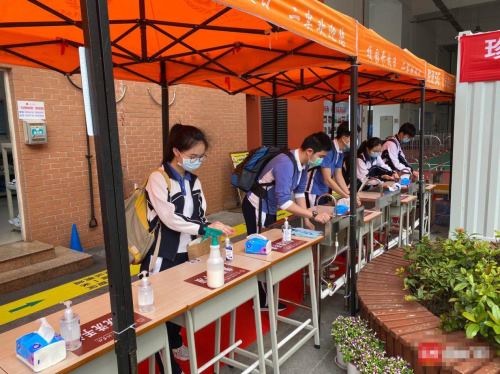 深圳全市14.3万初三高三学生核酸检测完成 检测结果均为阴性