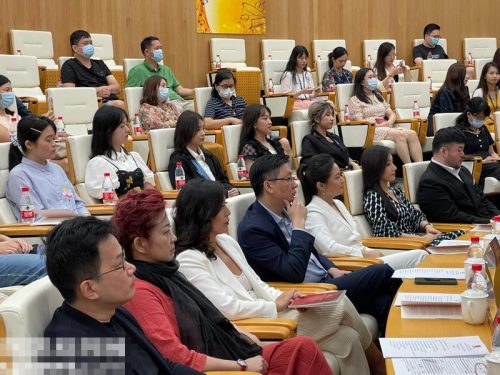 香港中文大学(深圳)音乐学院正式揭牌成立 首批学生于今年9月1日入学